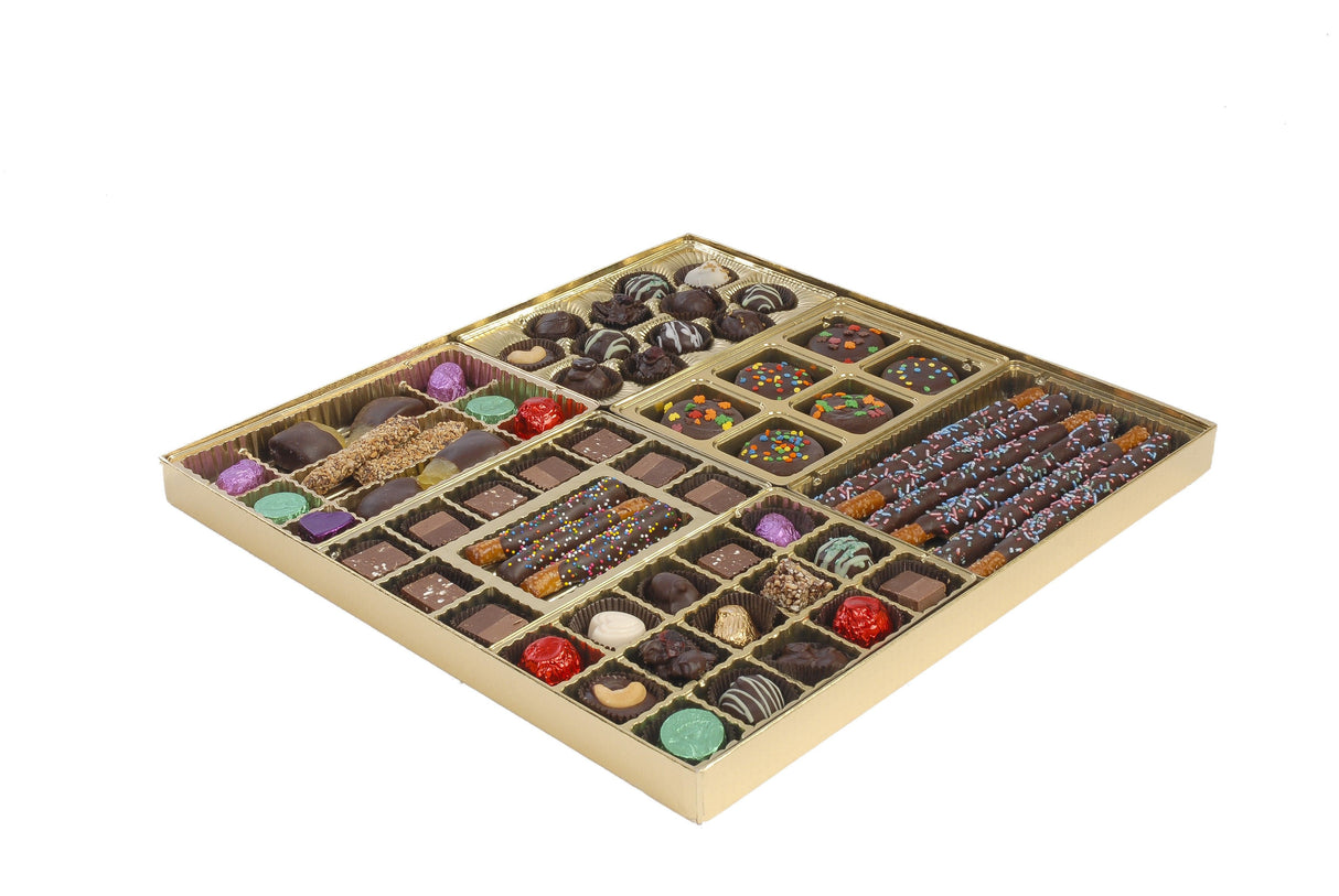 Gold Diamond - Rigid Candy Box - Lid & Base - (3 lb) 16-1/4 x 15-3/4 x 1-1/8"