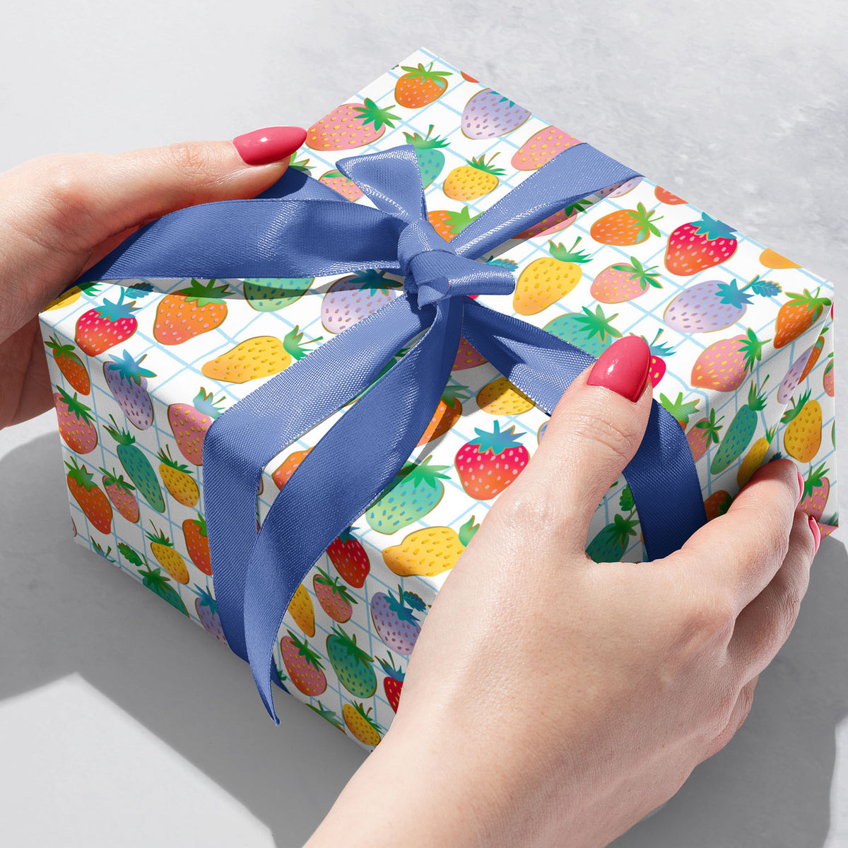 Sweet Strawberries Gift Wrap - B236.1b.jpg