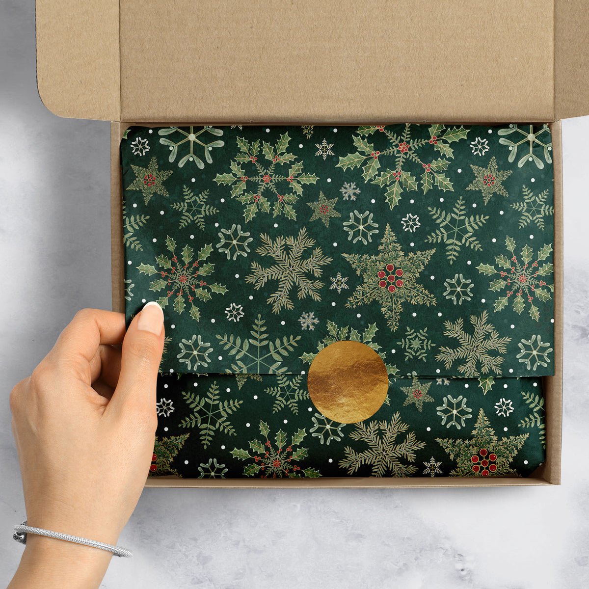 Forest Snowflakes Gift Tissue - BXPT846.1e.jpg
