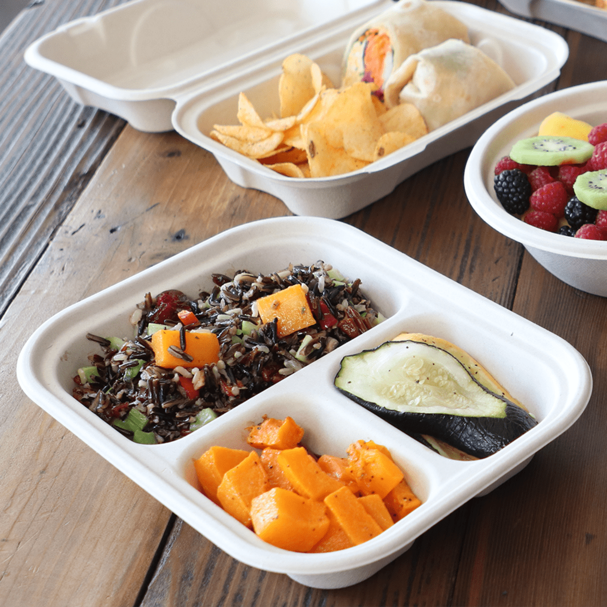 World Centric 29 oz Fiber Container PLA Lined, 3-Compt (QTY:400)