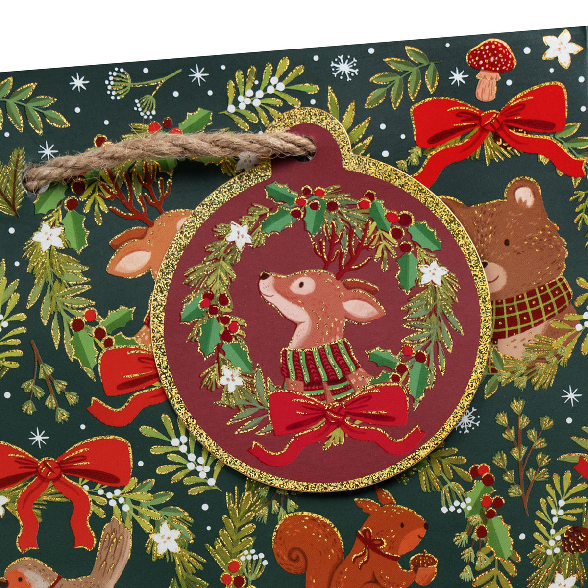 Woodland Wreaths Gift Bag - XGBM881.1c.jpg