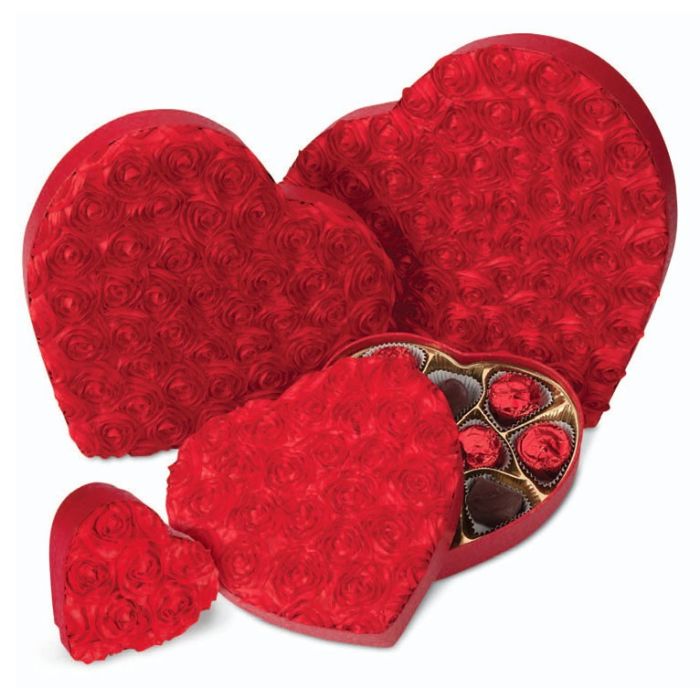 Red - Heart Shaped Candy Box - (1 lb) 9-1/8 x 7-1/2 x 1-1/8"
