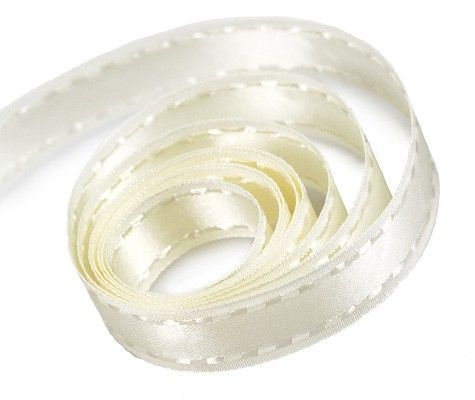 Ivory - Splendor Ribbon - 5/8" x 25 Yards