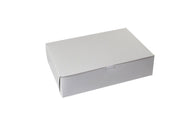 White Exterior / Kraft Interior - Donut Box - 13 x 9 x 3-1/4"