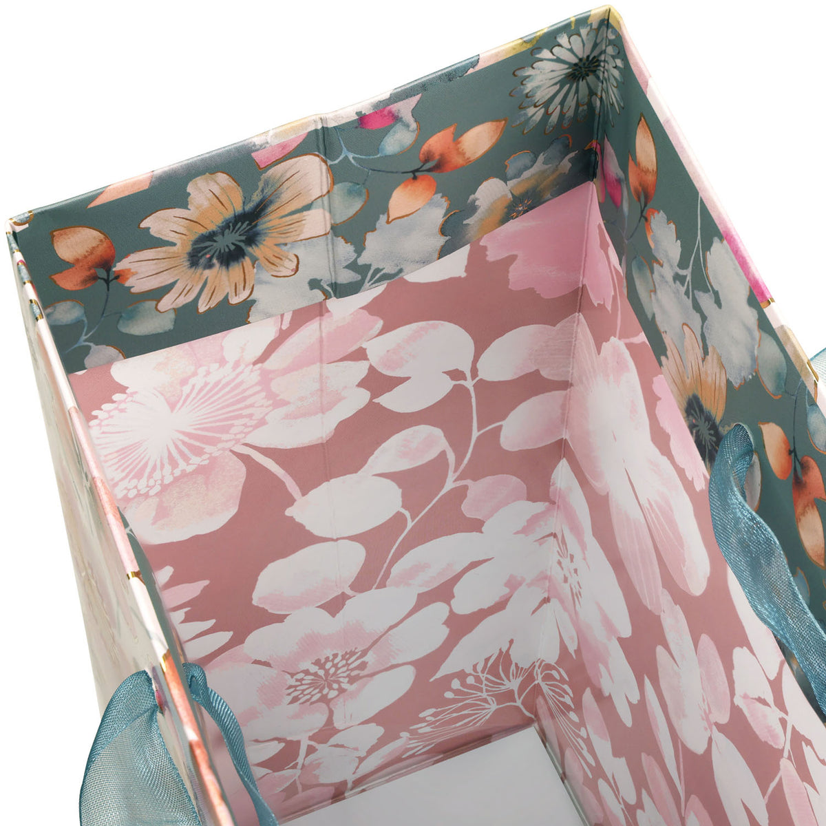 Painterly Petals Gift Bag - GBM262.1d.jpg