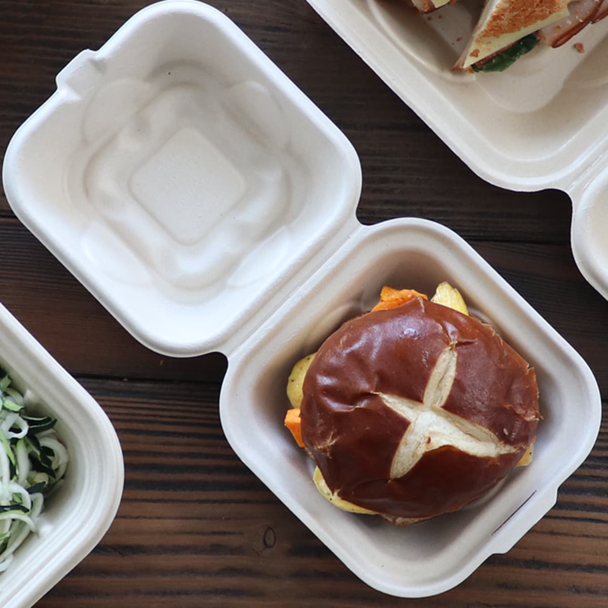 World Centric 6x6x3" Fiber Burger Box, Laminated (QTY:500)